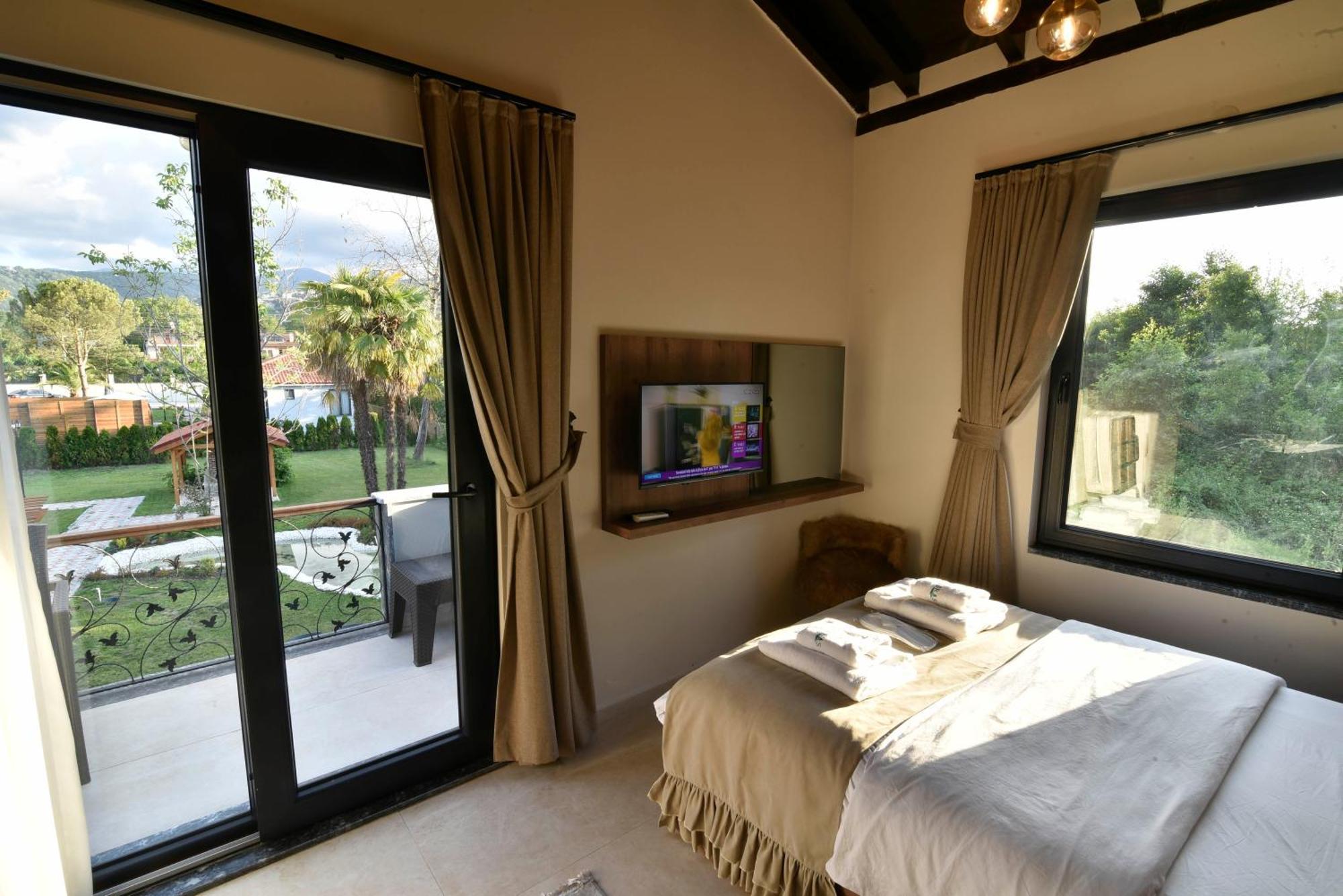 nibras villa resort Sapanca Exteriör bild